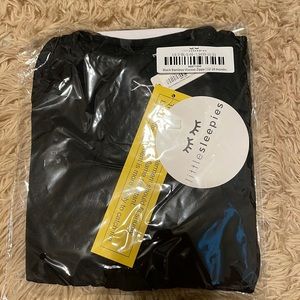 Little Sleepies 12-18m NIB BLACK ZIPPY